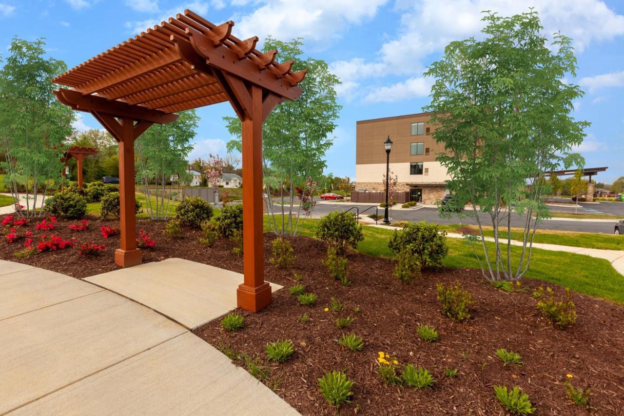 Express & Brunswick-harpers Ferry Area By Ihg
